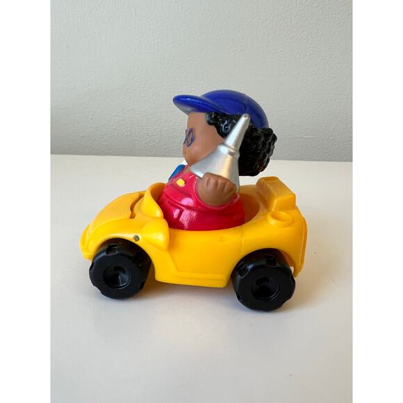 Fisher-Price Little People Auto Mechanic Worker 2006 Yellow Vehicle Toy 2002 - Picture 5 of 11